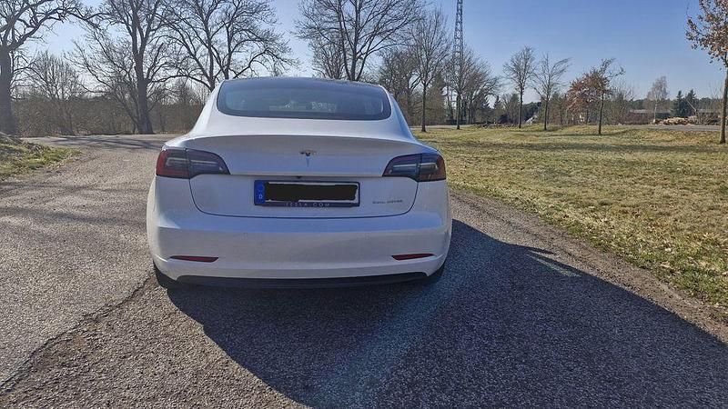 Gebraucht Tesla Model 3 366 kW (498 PS) 2021 Weiß Limousine