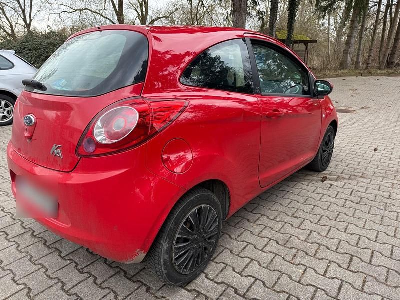 Gebraucht Ford Ka 69 PS (50 kW) 2012 Rot Kleinwagen