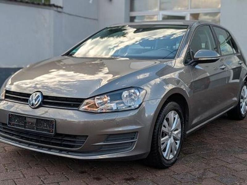 Andere Gebraucht 2016 VW Golf VII Limousine | 13.400 € (Fairer Preis) - Bild 1/4