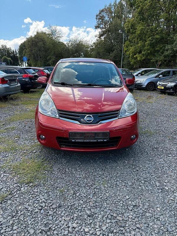 Rot Gebraucht 2009 Nissan Note Acenta Van / Kleinbus | 1.499 € (Superpreis) - Bild 1/4