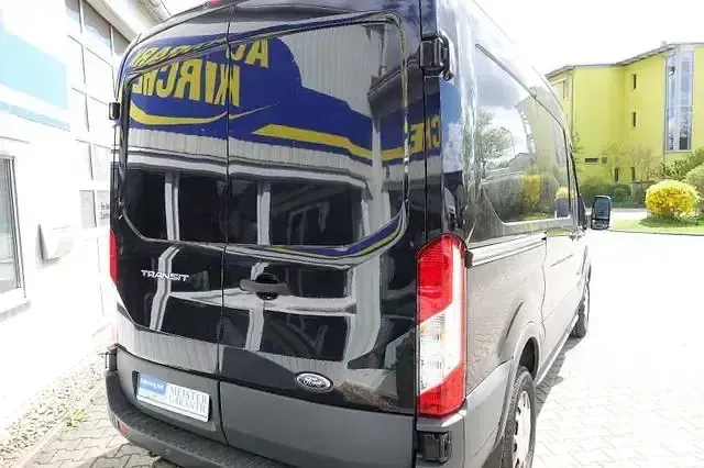 Używany Ford Transit Trend 105 KM (77 kW) 2019 Czarny Minivan