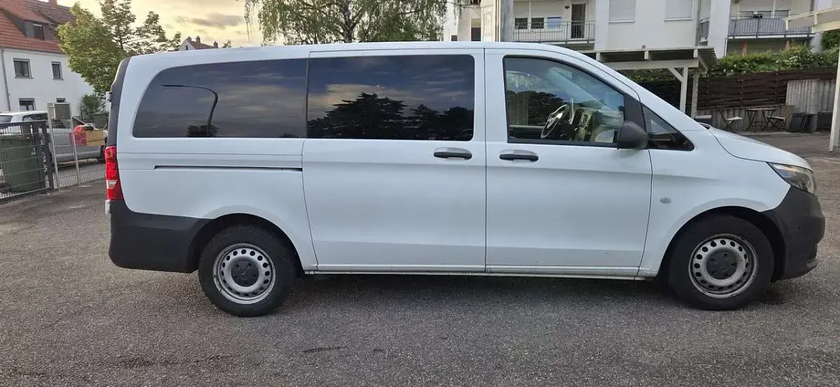 Gebraucht Mercedes Vito 102 PS (75 kW) 2021 Arktikweiss Van