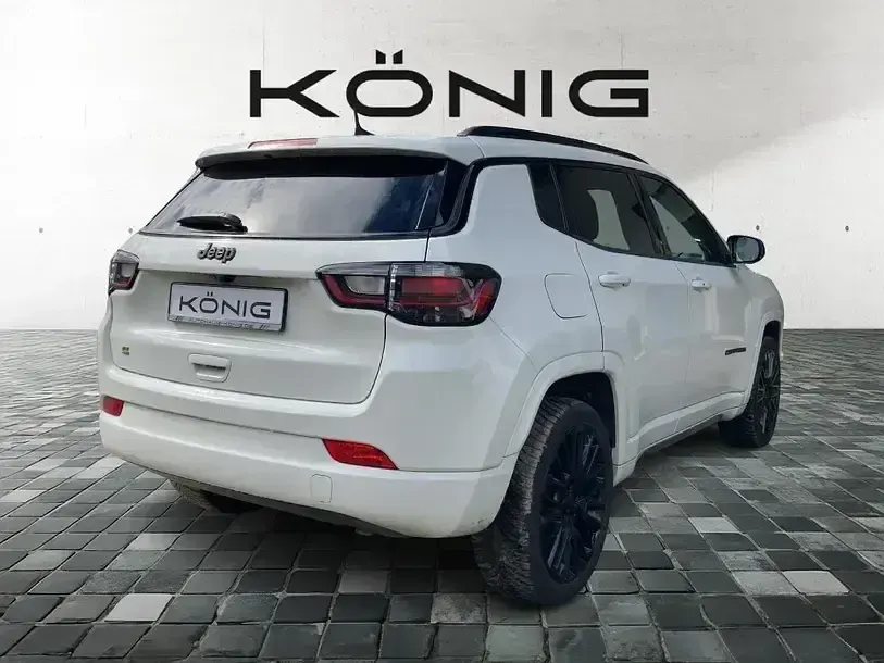 Second-hand Jeep Compass 131 CP (96 kW) 2024 Alb SUV