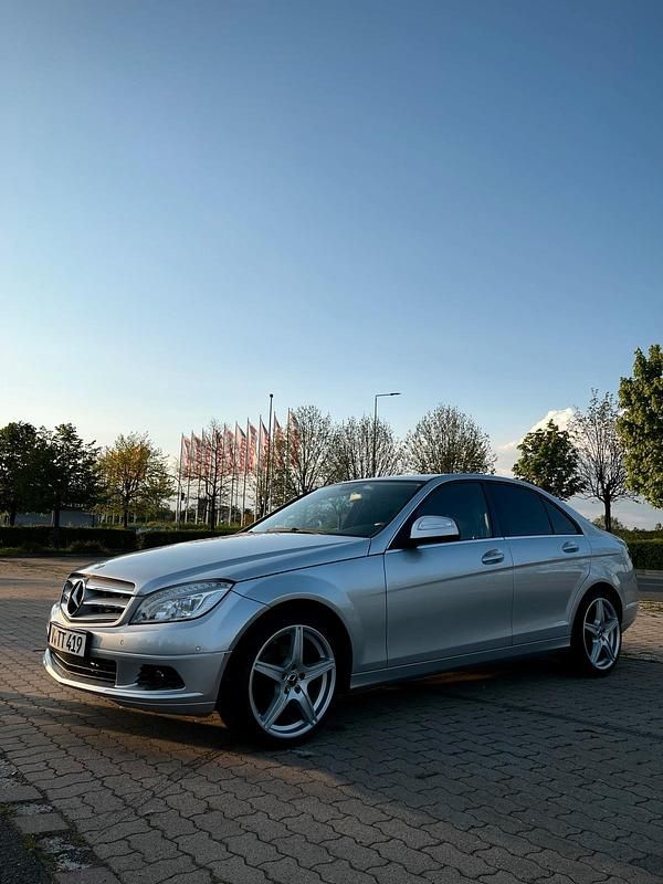 Gebraucht Mercedes C220 170 PS (125 kW) 2007 Silber Limousine
