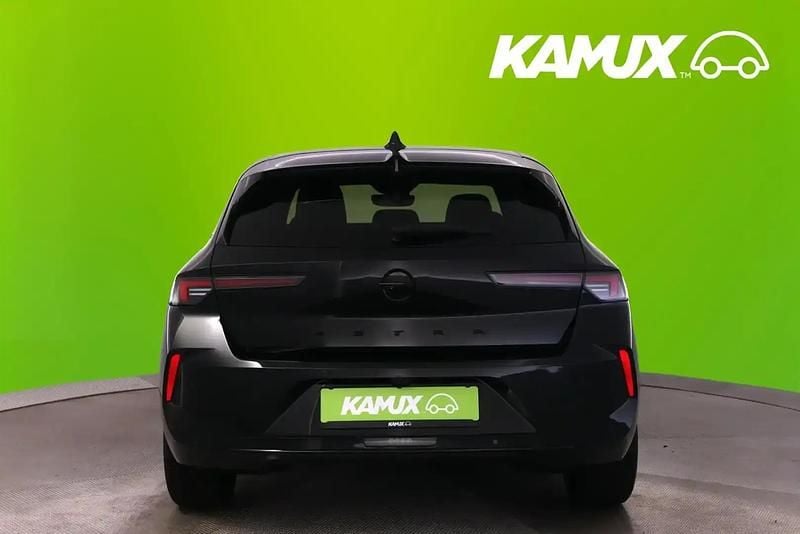 Gebraucht Opel Astra 131 PS (96 kW) 2024 Black pearl paint/pearlescent metallic ext trim type Limousine