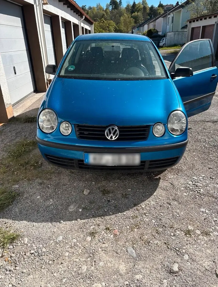Gebraucht VW Polo 64 PS (47 kW) 2002 Blau Kleinwagen
