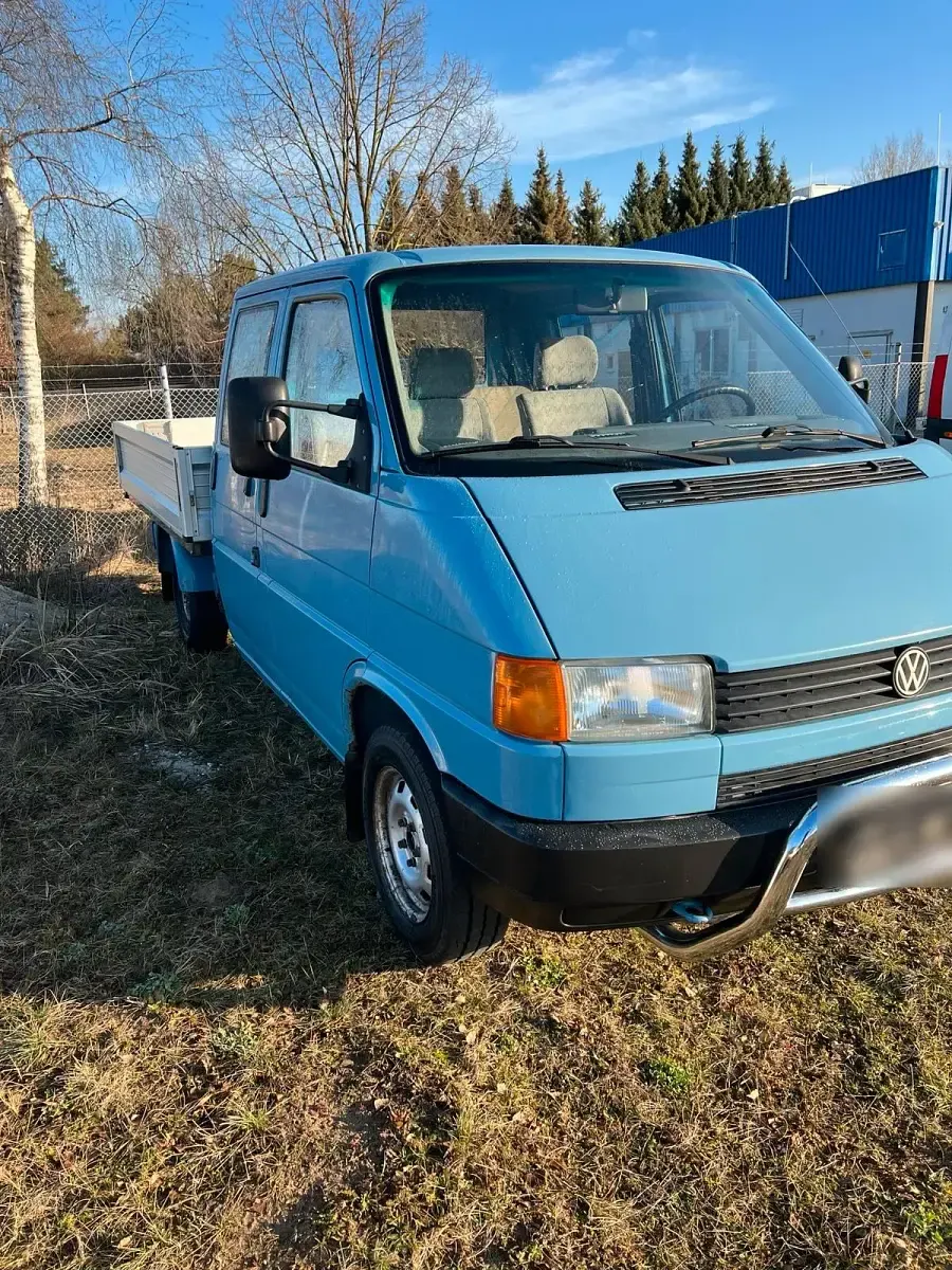 Gebraucht VW T4 60 PS (44 kW) 1993 Blau Van