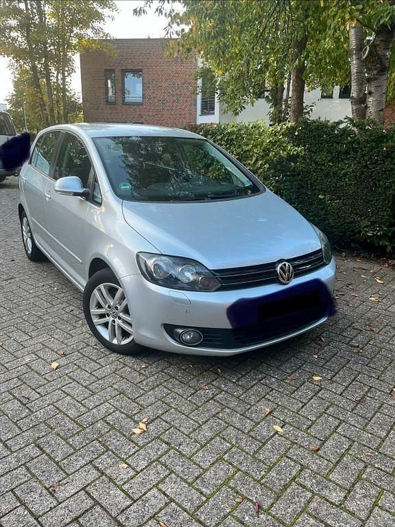Grau Gebraucht 2010 VW Golf Plus Comfortline Van / Kleinbus | 6.950 € (Fairer Preis) - Bild 1/4