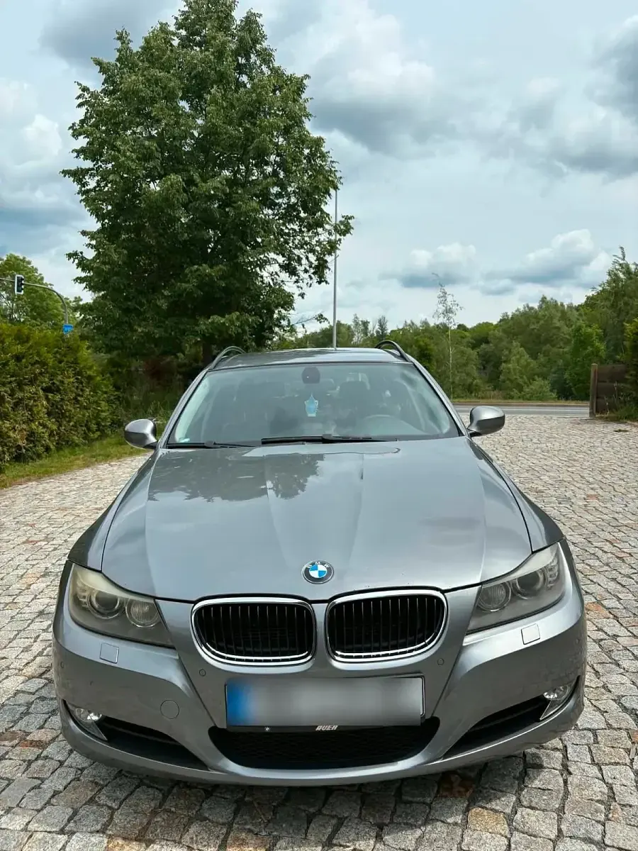 Gebraucht BMW 330 245 PS (180 kW) 2008 Grau Kombi