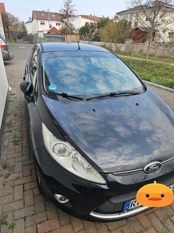 Gebraucht Ford Fiesta Titanium 82 PS (60 kW) 2012 Schwarz Kleinwagen