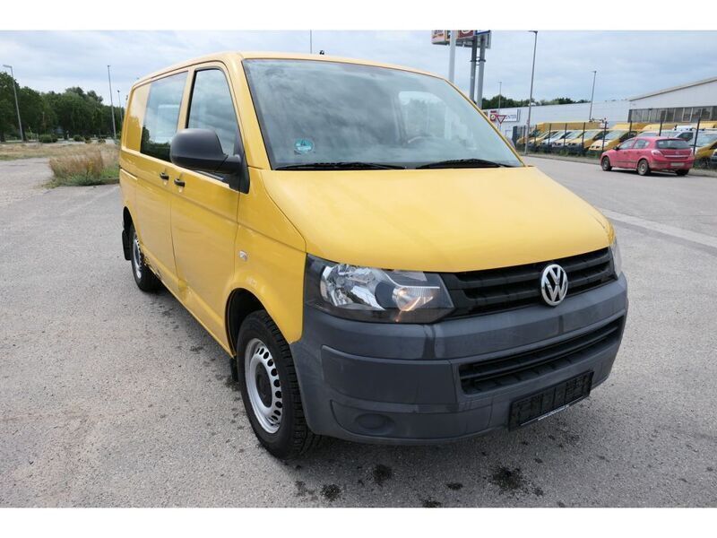 Gebraucht VW T5 84 PS (61 kW) 2011 Ginstergelb r1032 Van