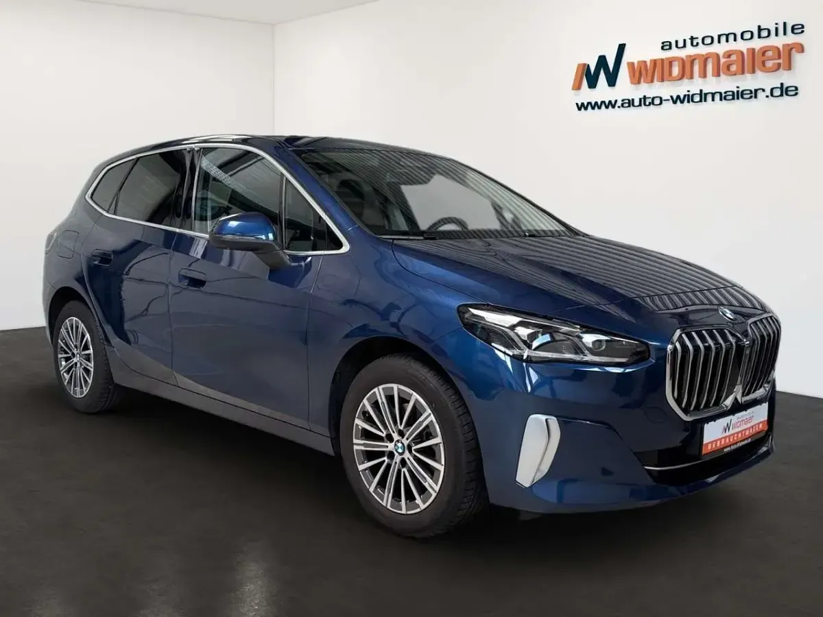 Gebraucht BMW 218 Luxury Line 136 PS (100 kW) 2024 Bmw phytonicblau Coupé