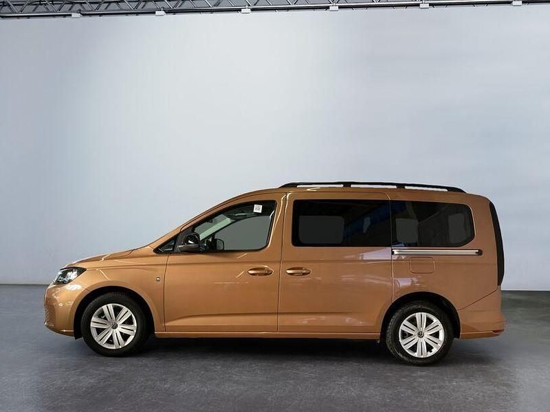 Gebraucht VW Caddy Maxi Basis 114 PS (83 kW) 2021 Copper bronze Van / Kleinbus
