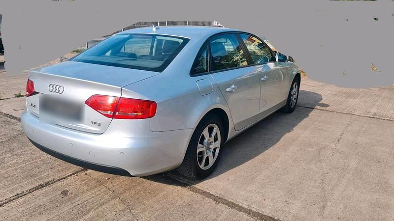 Usata Audi A4 120 CV (88 kW) 2012 Argento Berlina