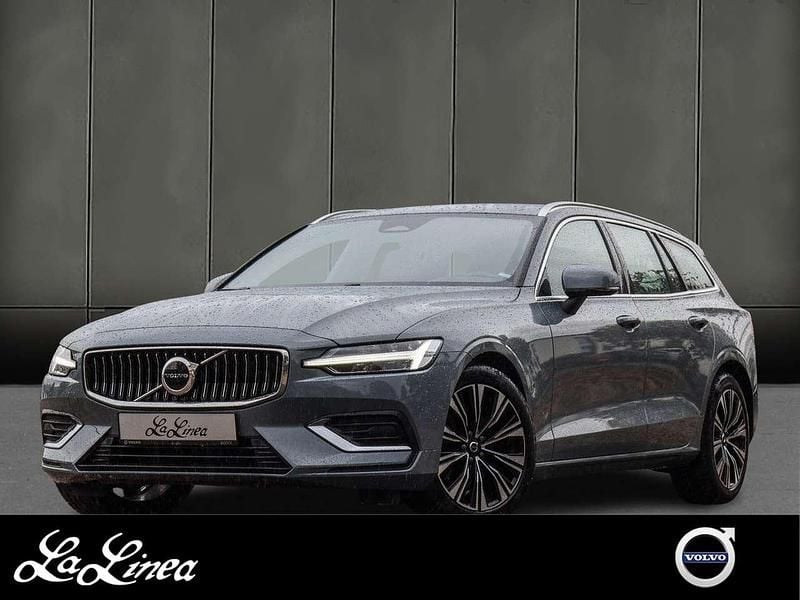 Grau Gebraucht 2022 Volvo V60 Plus Kombi | 33.890 € (Fairer Preis) - Bild 1/3