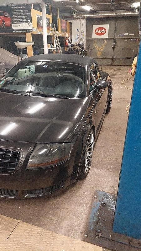 Gebraucht Audi TT Roadster 180 PS (132 kW) 2000 Schwarz Cabrio