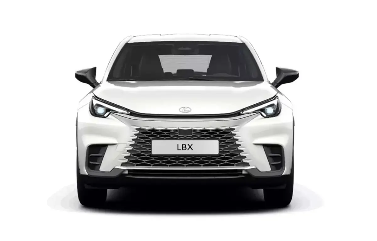 Neu Lexus LBX 136 PS (100 kW) 2026 Titaniumweiss metallic SUV