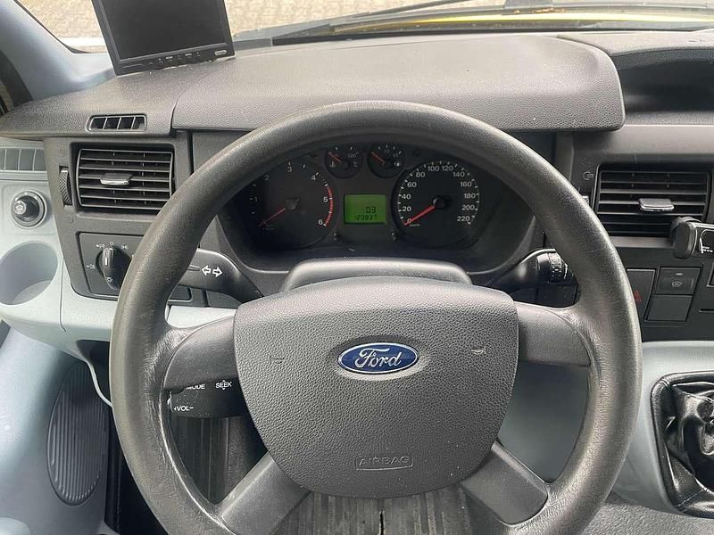 Gebraucht Ford Transit 125 PS (91 kW) 2013 Gelb Van
