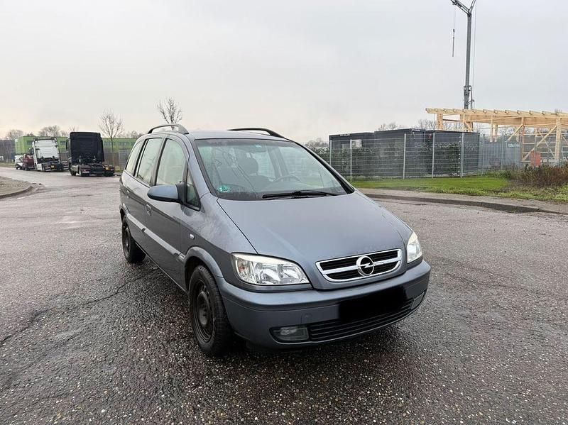 Gebraucht Opel Zafira Elegance 125 PS (91 kW) 2005 Grau Van / Kleinbus