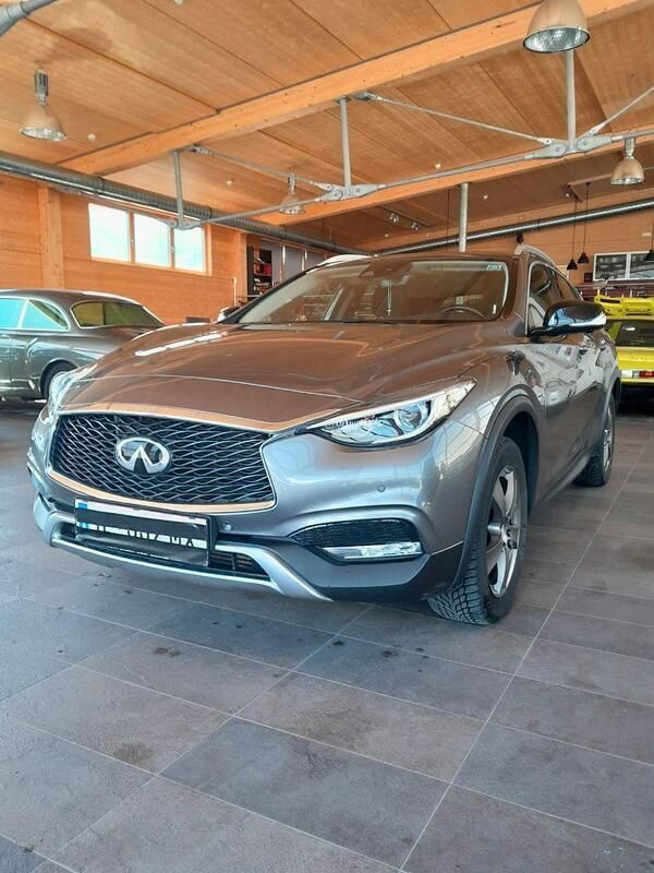 Grau Gebraucht 2016 Infiniti QX30 Premium SUV | 18.990 € - Bild 1/4