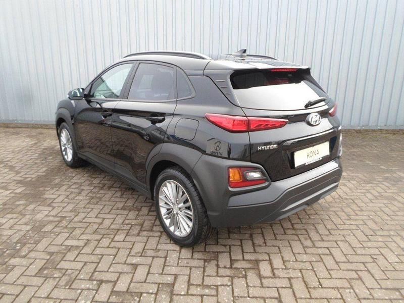 Gebraucht Hyundai Kona YES! 120 PS (88 kW) 2020 Schwarz SUV