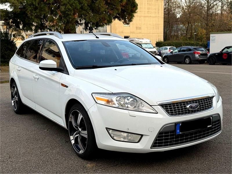 Weiß Gebraucht 2010 Ford Mondeo Kombi | 3.690 € (Guter Preis) - Bild 1/4