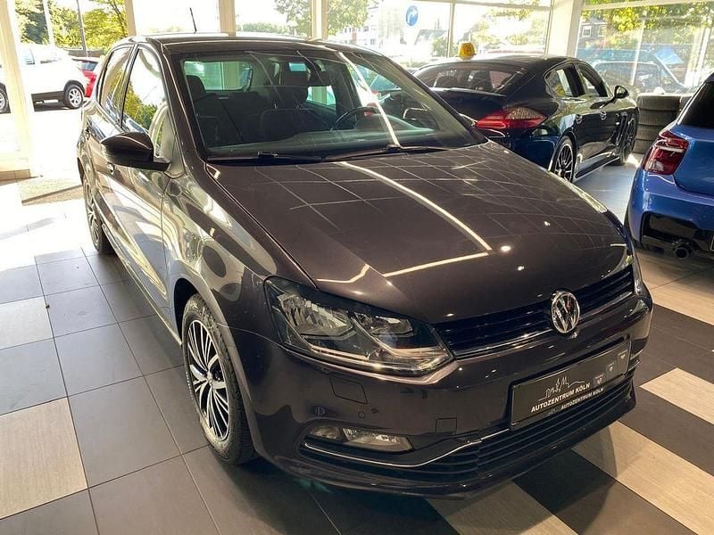 Grau Gebraucht 2016 VW Polo Allstar Limousine | 9.500 € (Fairer Preis) - Bild 1/4