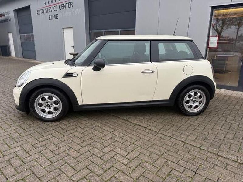 Gebraucht Mini ONE 130 PS (95 kW) 2013 Weiß Kleinwagen