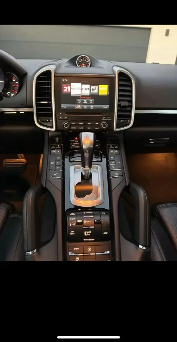 Gebraucht Porsche Cayenne Platinum Edition 265 PS (194 kW) 2017 Schwarz SUV