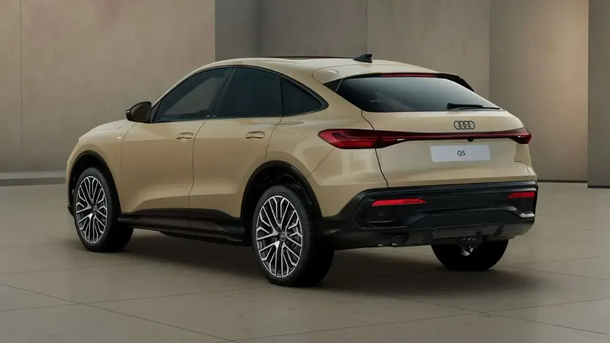 Neu Audi Q5 299 PS (219 kW) 2026 Sakhirgold metallic SUV