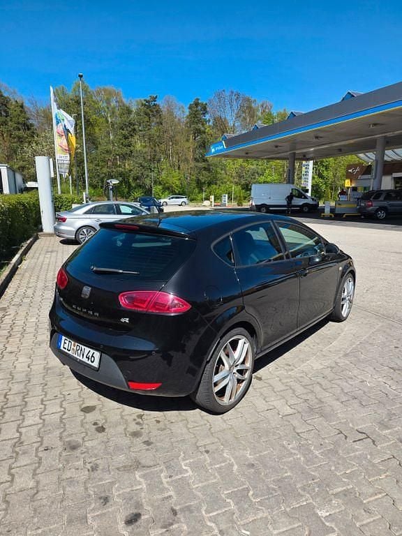 Second-hand Seat Leon CUPRA 310 CP (228 kW) 2012 Negru Berlinǎ