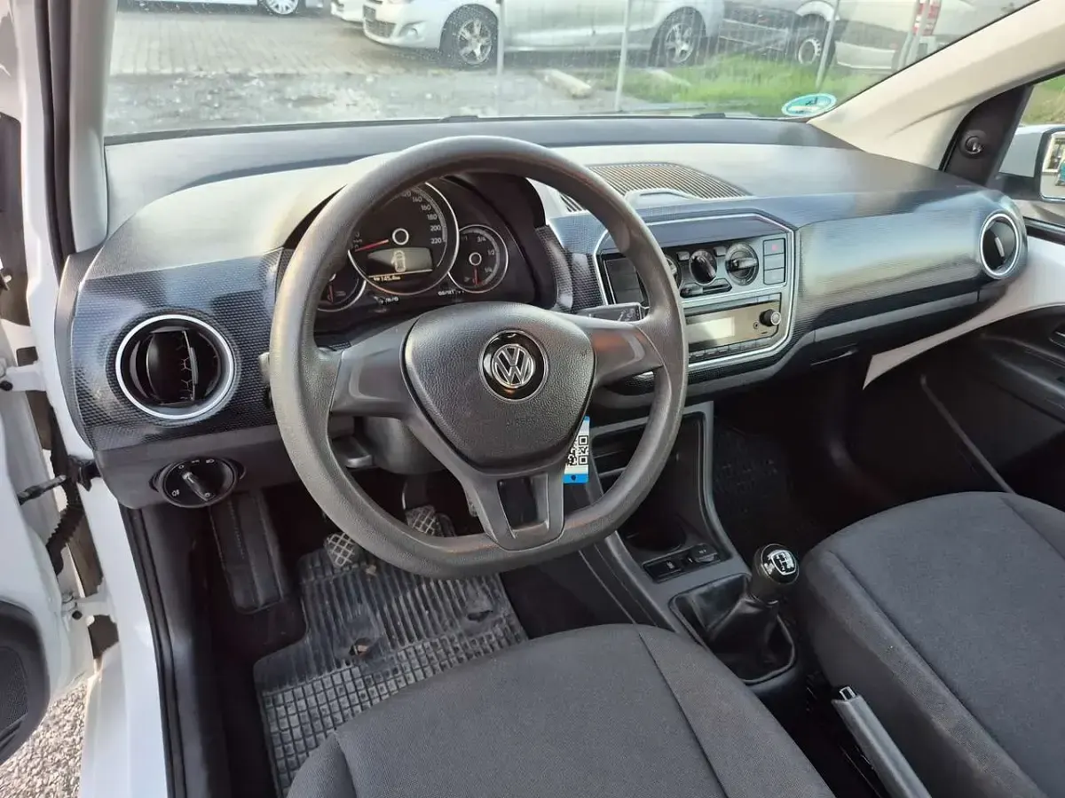 Gebraucht VW up! move up! 60 PS (44 kW) 2017 Weiß Kleinwagen