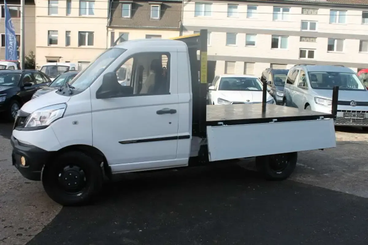 Ny Piaggio Porter 150 kW (204 HK) 2025 Hvid SUV