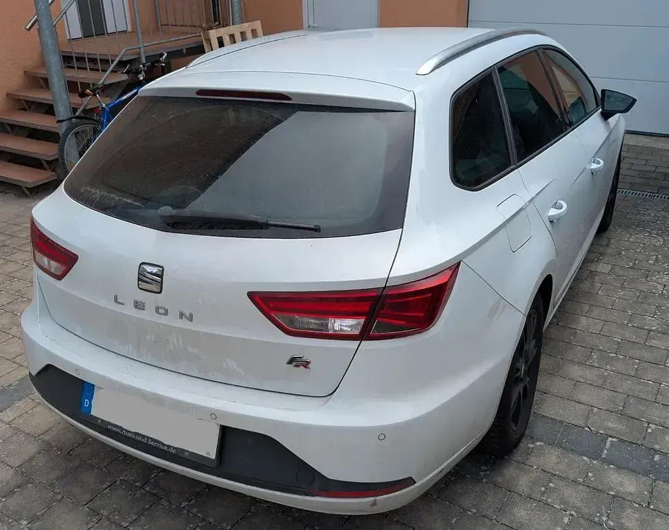 Gebraucht Seat Leon ST FR 179 PS (131 kW) 2015 Weiß Kombi