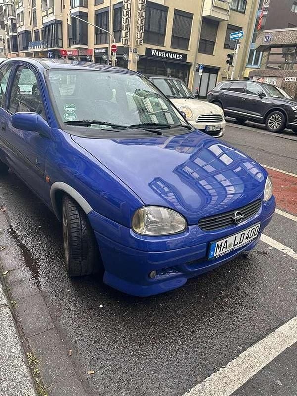Gebraucht Opel Corsa 65 PS (47 kW) 1999 Blau Limousine