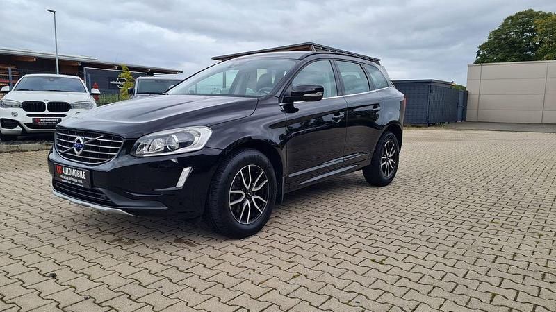 Schwarz Gebraucht 2017 Volvo XC60 Momentum SUV | 13.880 € (Superpreis) - Bild 1/4