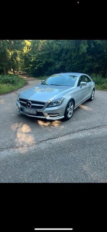 Silber Gebraucht 2011 Mercedes CLS500 AMG Coupé | 26.000 € (Guter Preis) - Bild 1/4