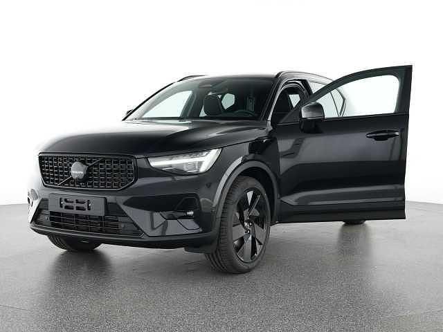 Gebraucht Volvo XC40 145 PS (106 kW) 2025 SUV