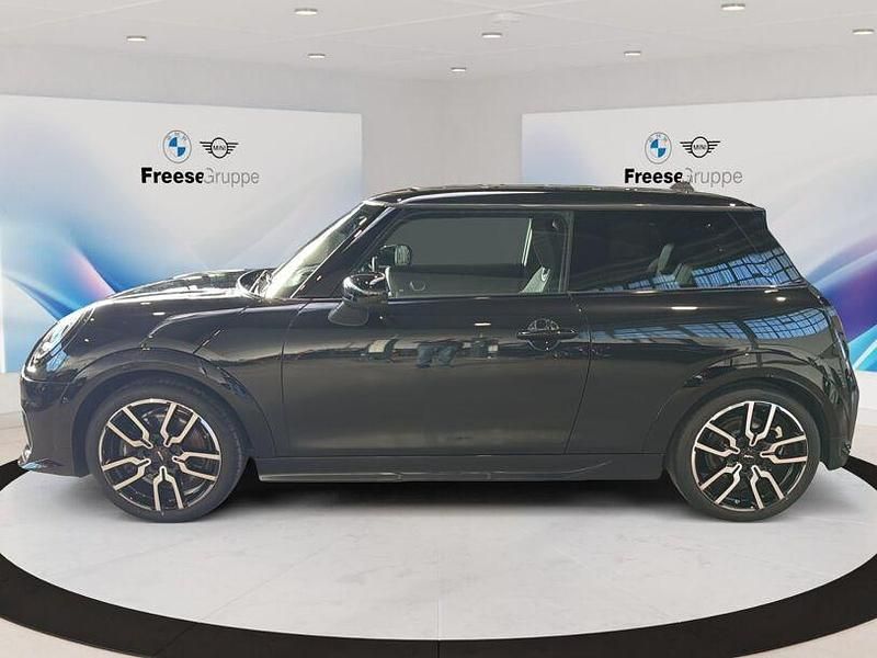 Gebraucht Mini Cooper 156 PS (114 kW) 2024 Schwarz Kleinwagen