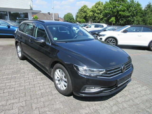 Uranograu Gebraucht 2021 VW Passat Business Kombi | 19.988 € (Fairer Preis) - Bild 1/2