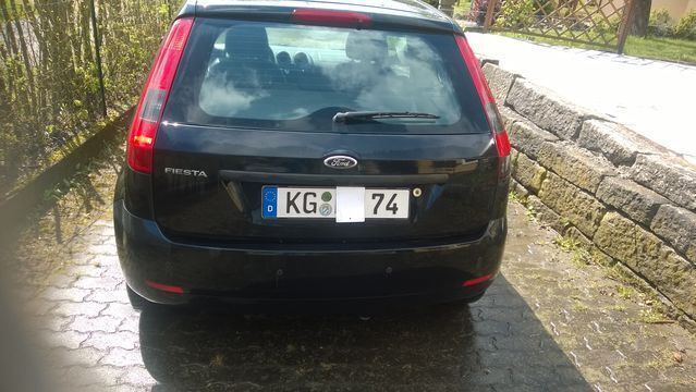 Gebraucht Ford Fiesta 69 PS (50 kW) 2002 Schwarz metallic Kleinwagen