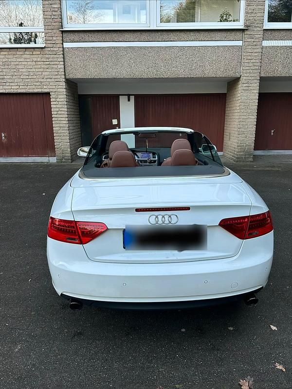 Gebraucht Audi A5 Cabriolet S-Line 179 PS (131 kW) 2010 Weiß Cabrio