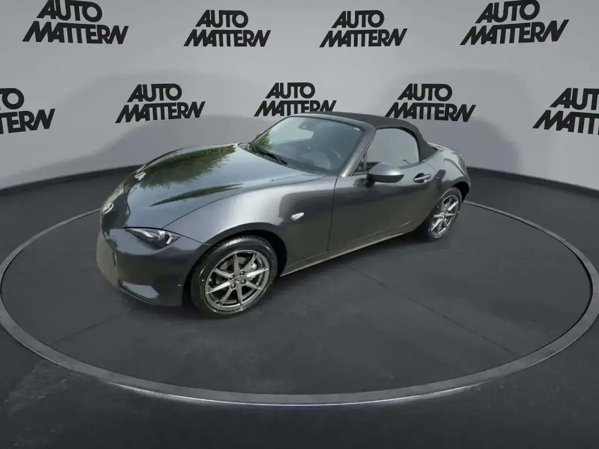 Neu Mazda MX5 Exclusive 97 PS (71 kW) 2026 Grau Cabrio
