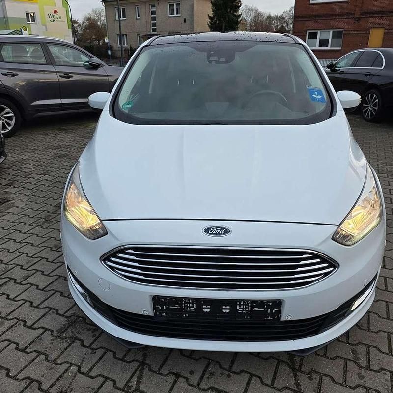 Gebraucht Ford C-MAX Titanium 125 PS (91 kW) 2018 Weiß Van / Kleinbus