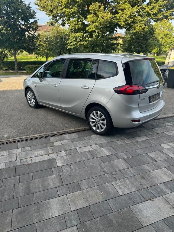 Gebraucht Opel Zafira Active 140 PS (102 kW) 2014 Grau Van / Kleinbus