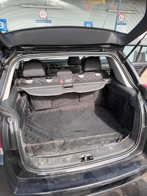 Gebraucht Opel Signum 155 PS (114 kW) 2004 Schwarz Kleinwagen