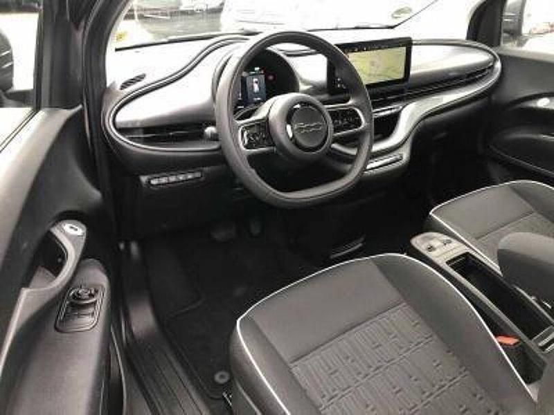 Gebraucht Fiat 500e 86 kW (118 PS) 2023 Grau Kleinwagen