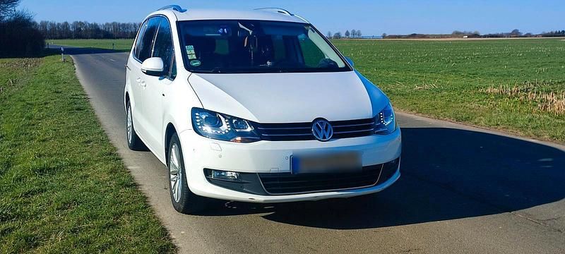 Gebraucht VW Sharan 2014 Weiß Van / Kleinbus