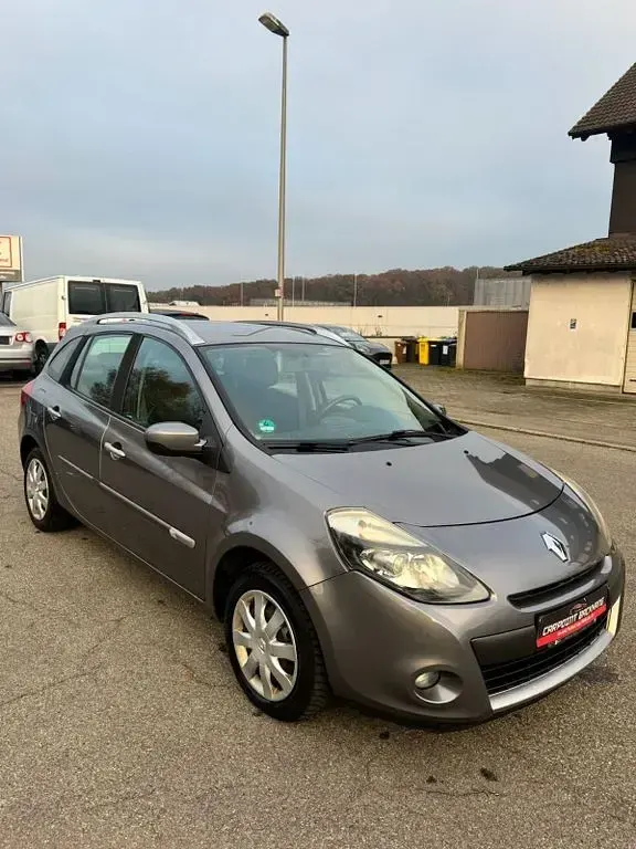 Gebraucht Renault Clio Dynamique 101 PS (74 kW) 2009 Grau Limousine