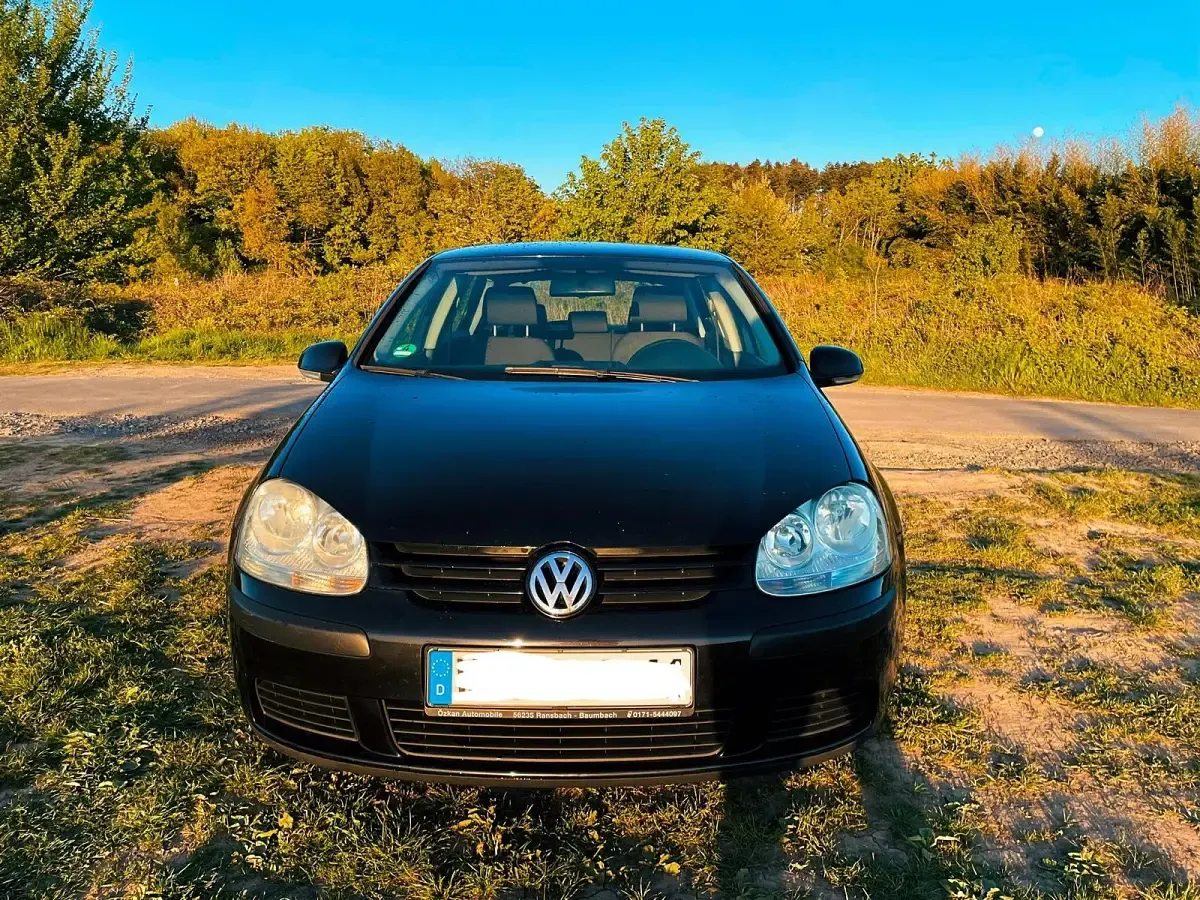 Gebraucht VW Golf V 75 PS (55 kW) 2005 Schwarz Kleinwagen